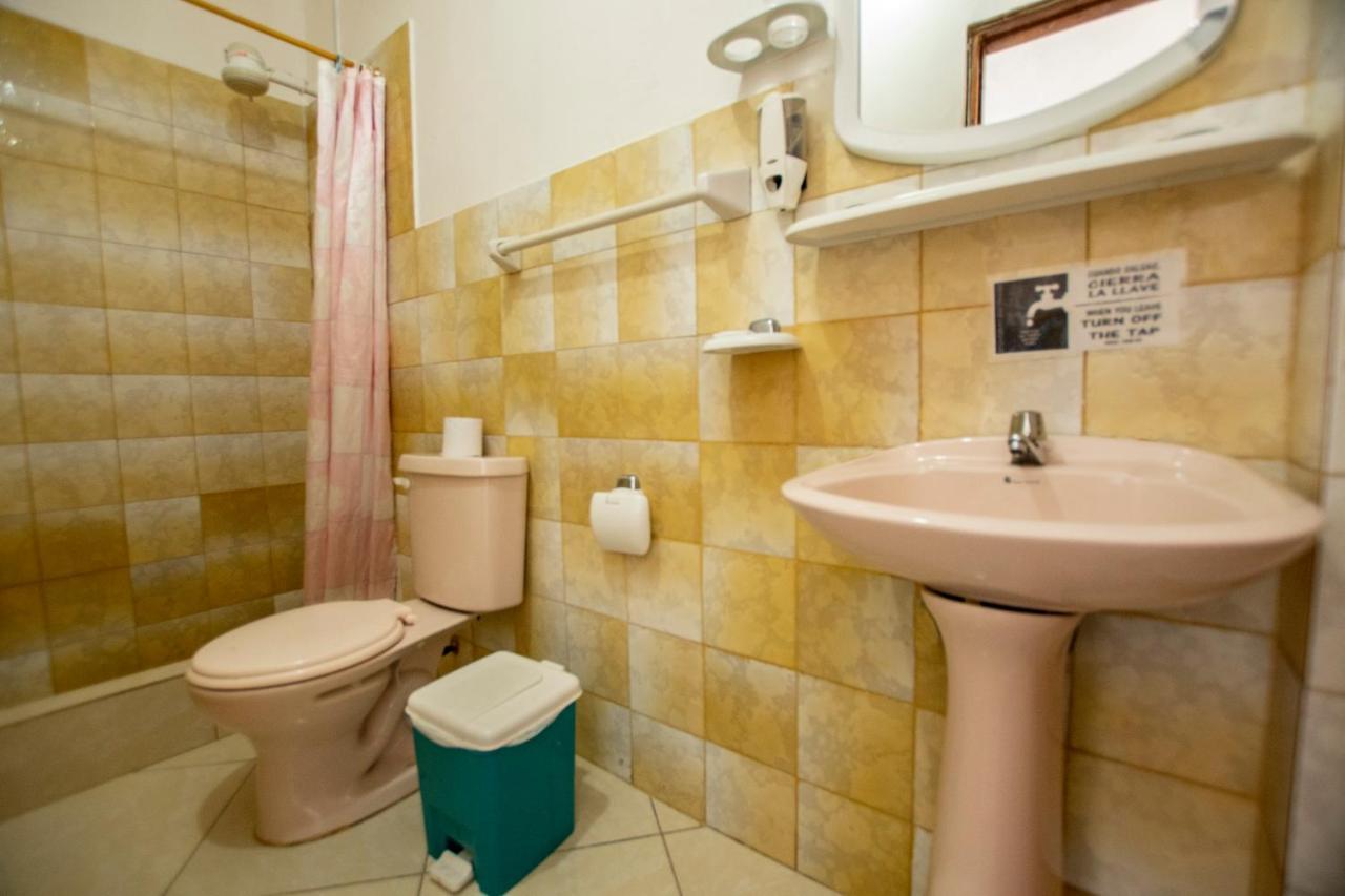 Hostal San Francisco San Cristóbal Exteriér fotografie