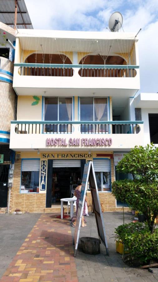 Hostal San Francisco San Cristóbal Exteriér fotografie